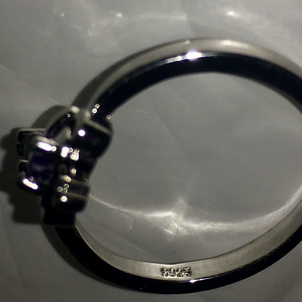 Royal Ring  - Picture 7 of 8